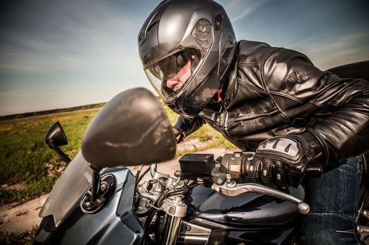 Motorcycle Helmets: A Guide to Choosing the Best One