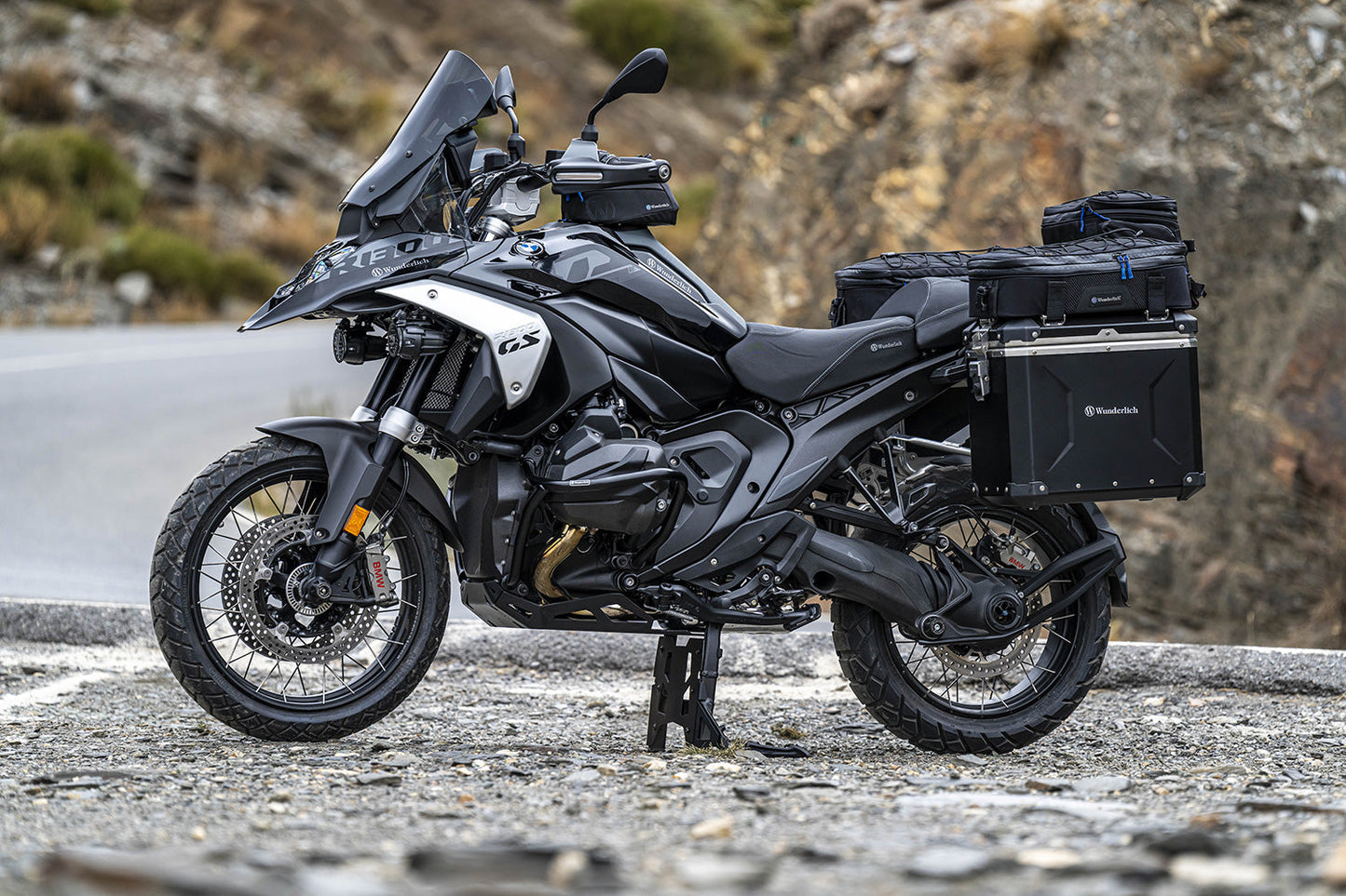 ABS sensor protection - black