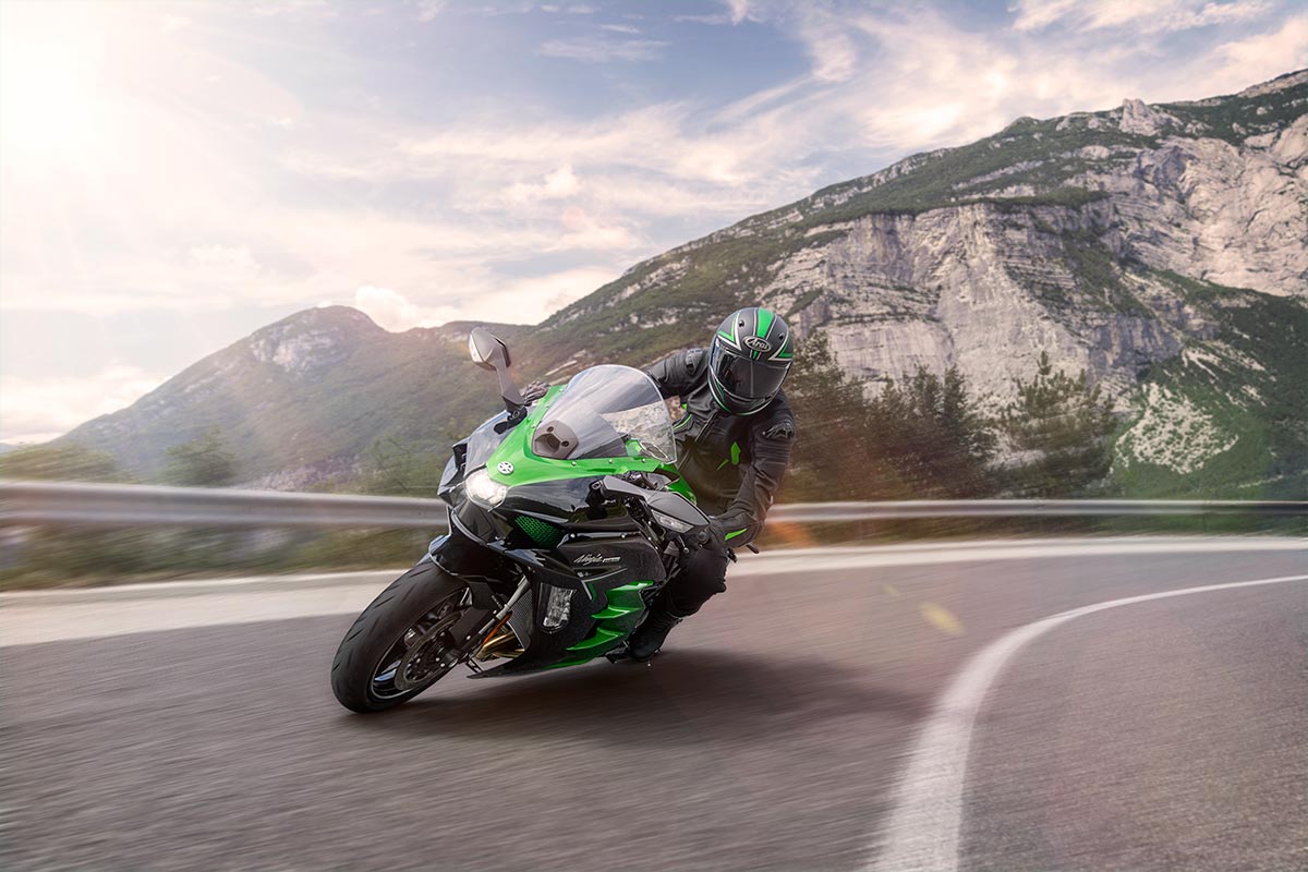 Kawasaki Ninja H2 SX SE 2023 Hypersport