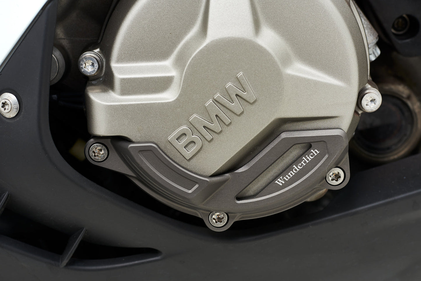 Engine case protector left – titanium