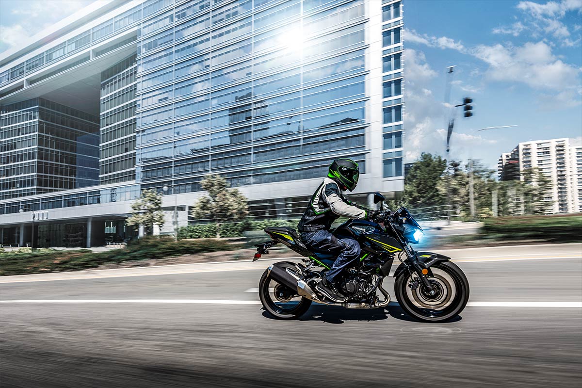 Kawasaki Z400 2023 Street Z Supernaked