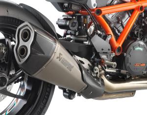 AKRAPOVIČ "SLIP-ON LINE" 1290 Super Duke R 20-