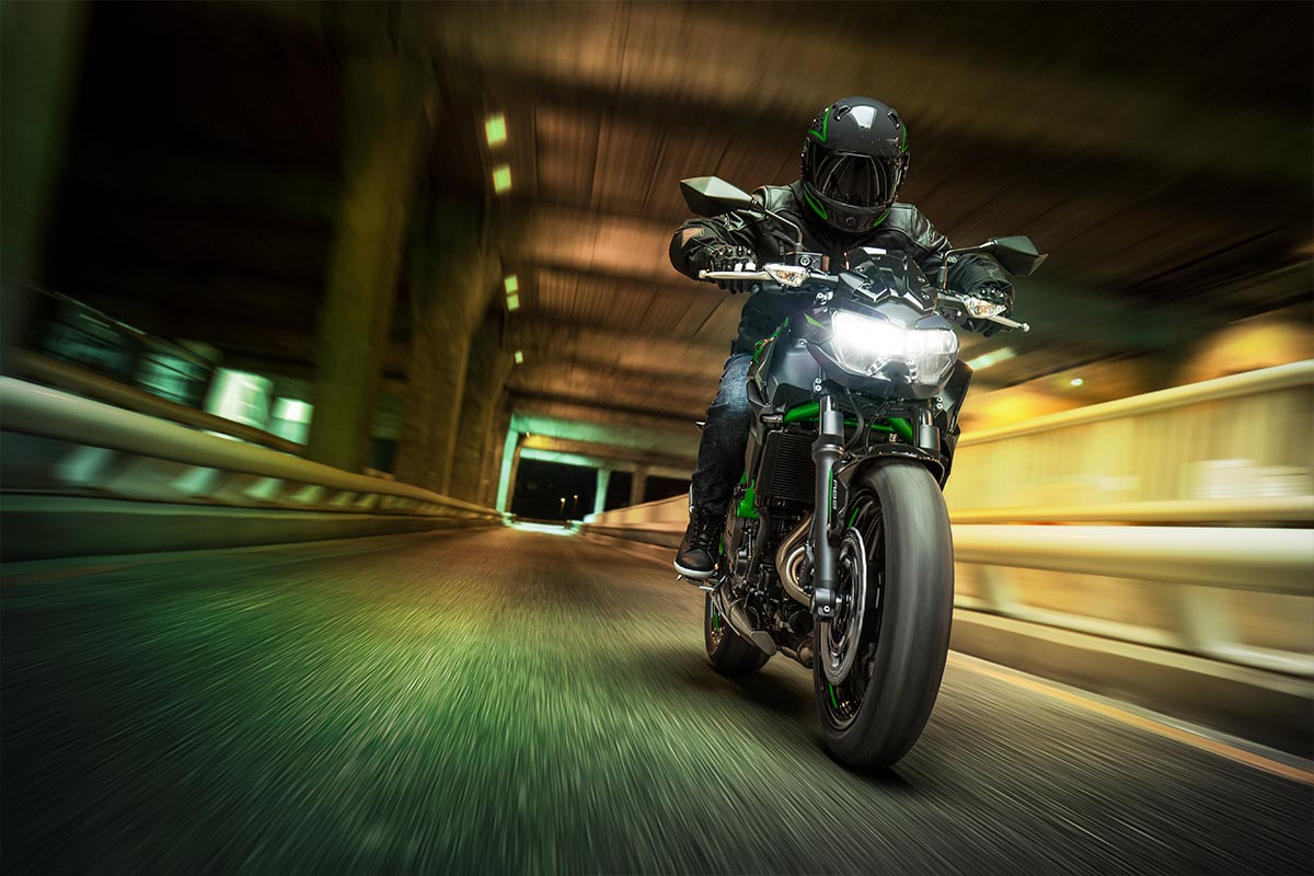 Kawasaki Z650 2025 Street Z Supernaked