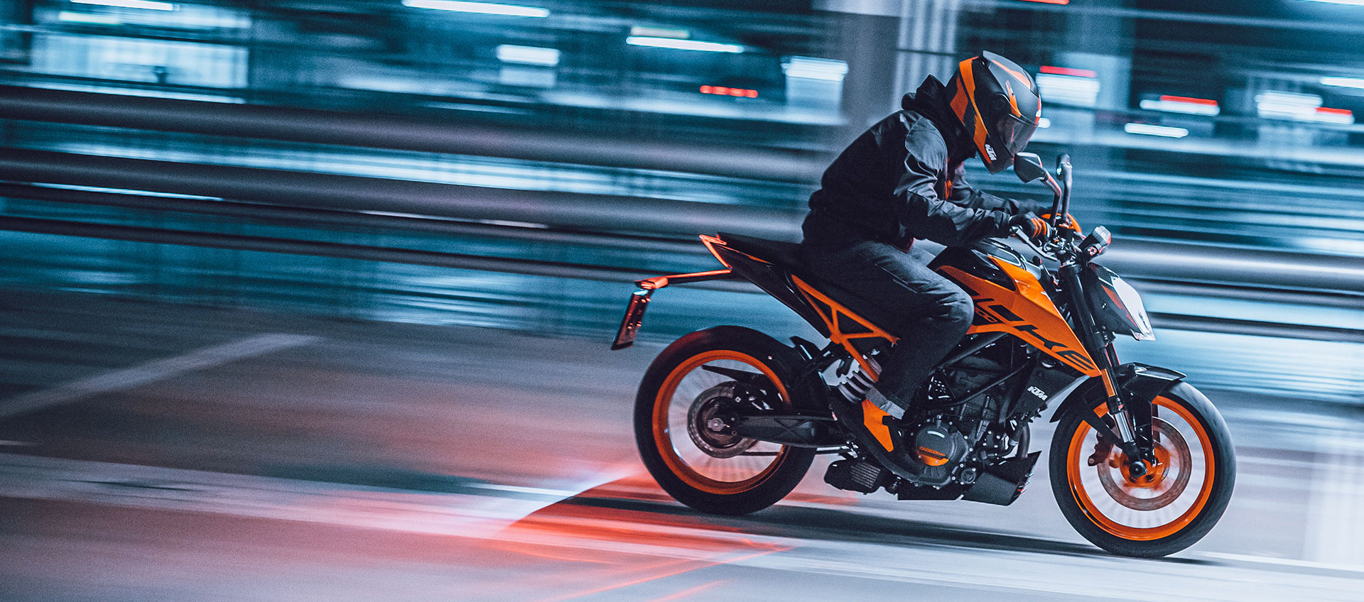 KTM Learner Approved in motion 