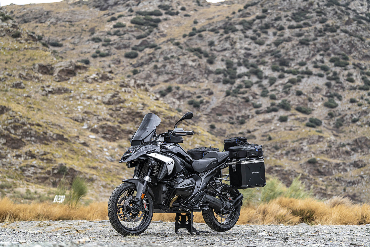 Radiator Guard ULTIMATE - black