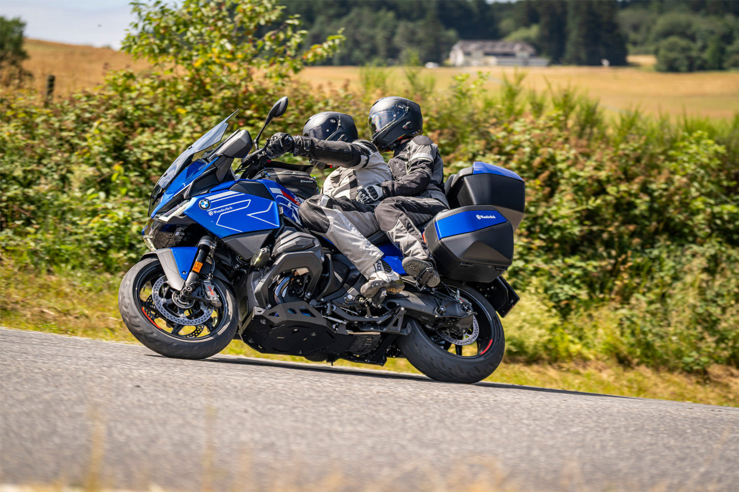 ERGO Rider Footrest Lowering Kit for BMW R 1300 RT - black