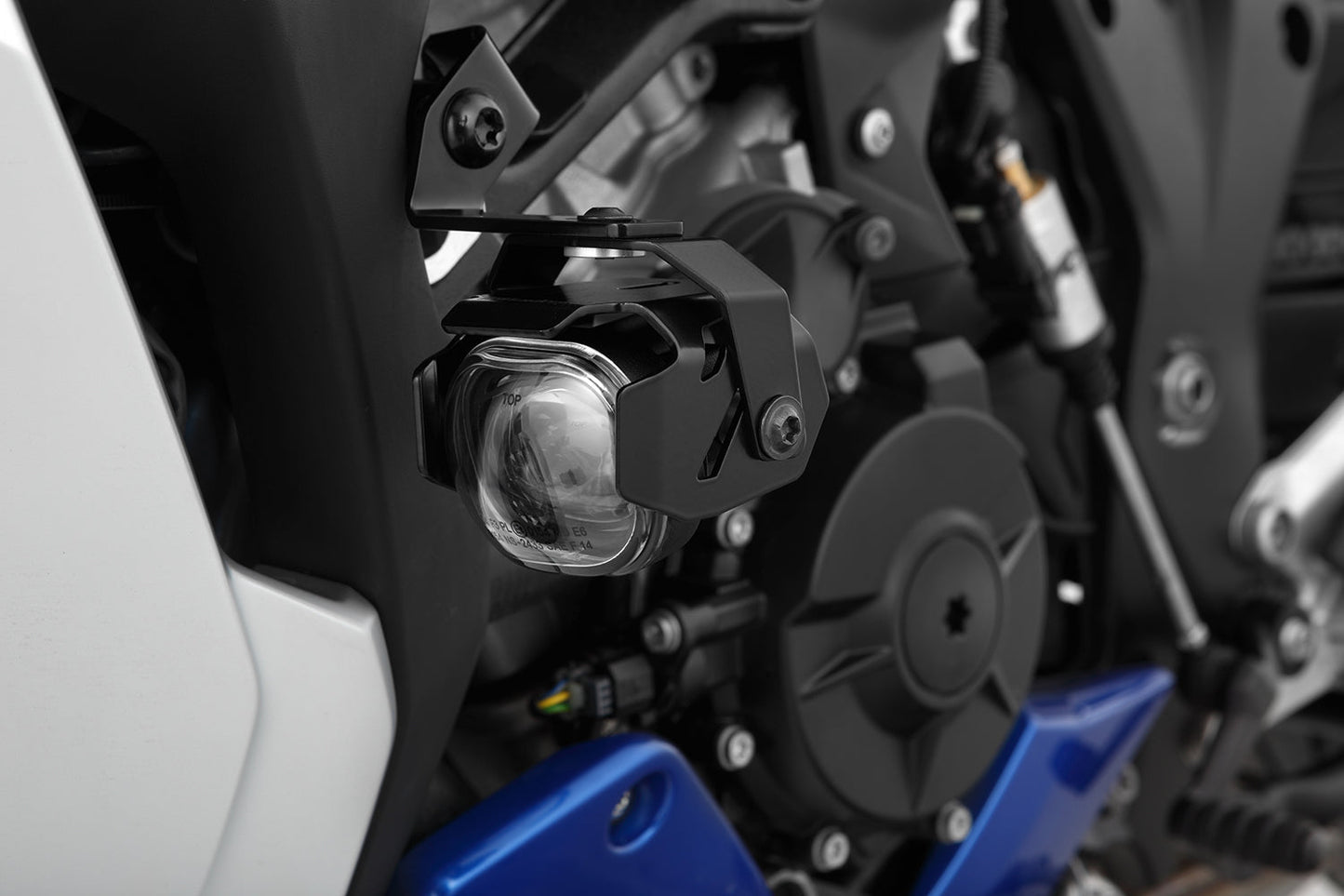 MICROFLOOTER LED auxiliary headlight - black