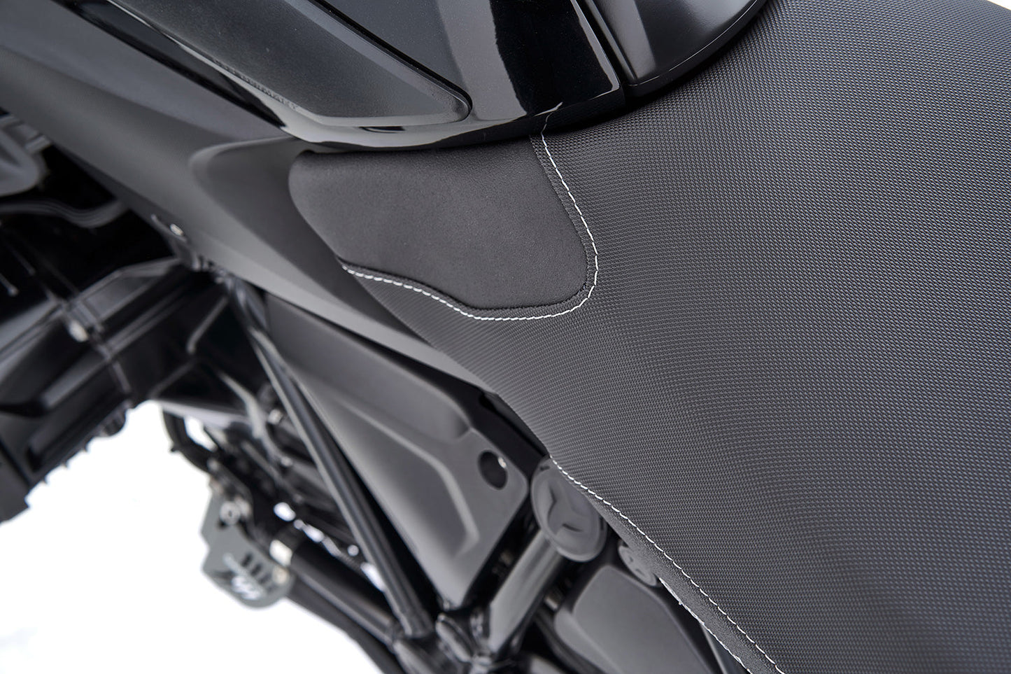 AKTIVKOMFORT rider seat - with seat heating Smart Plug & Play - high - black