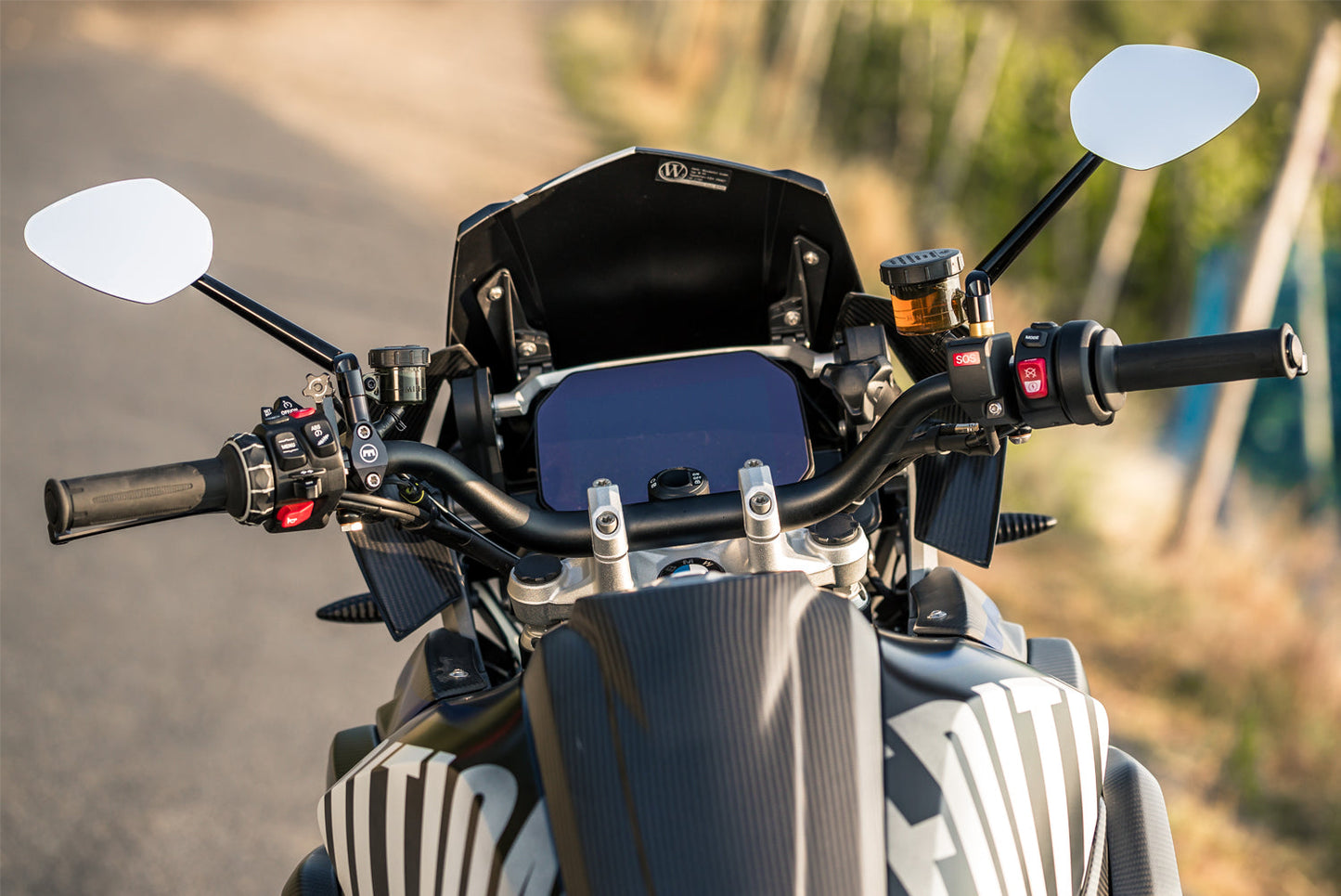 Tube-style handlebar - pre-drilled - black