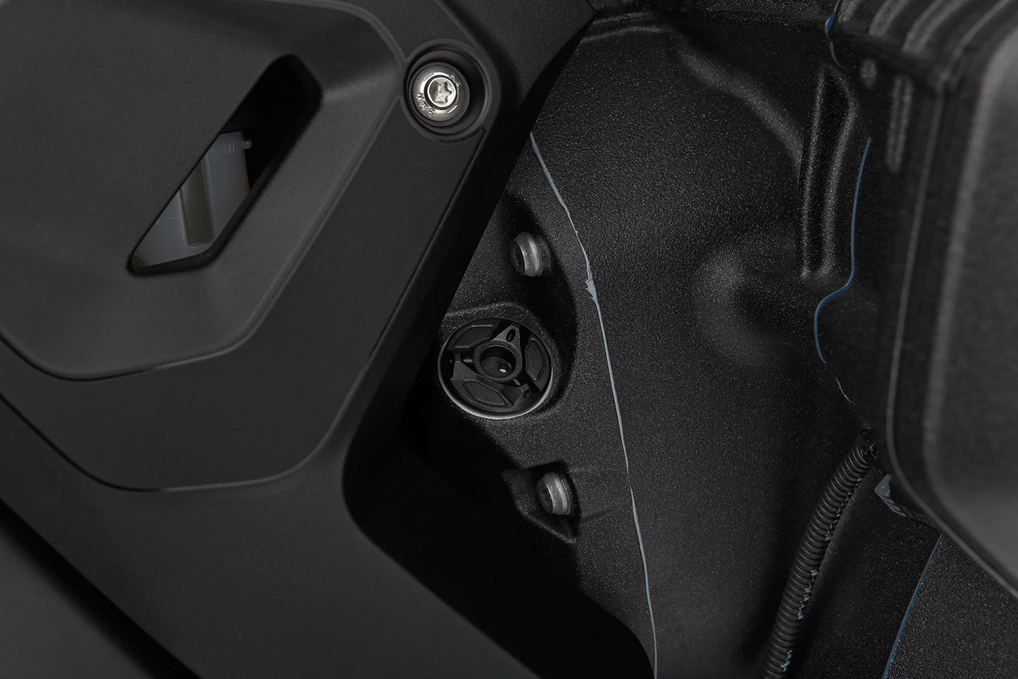 Security Oil Filler Cap - black