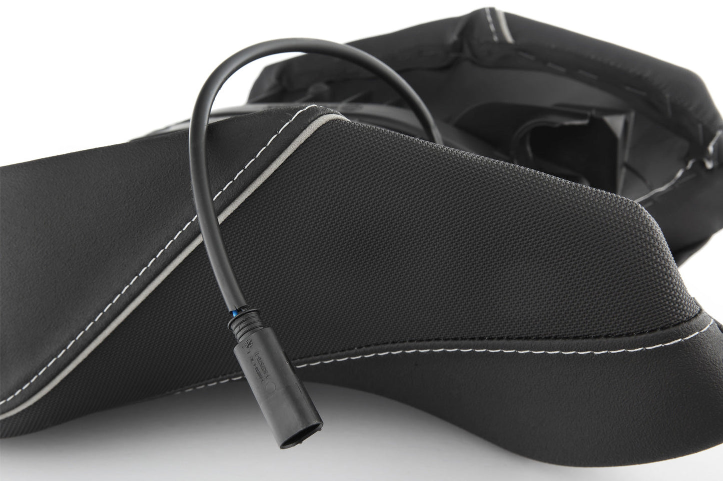 AKTIVKOMFORT rider seat - standard with seat heating Smart Plug & Play - black