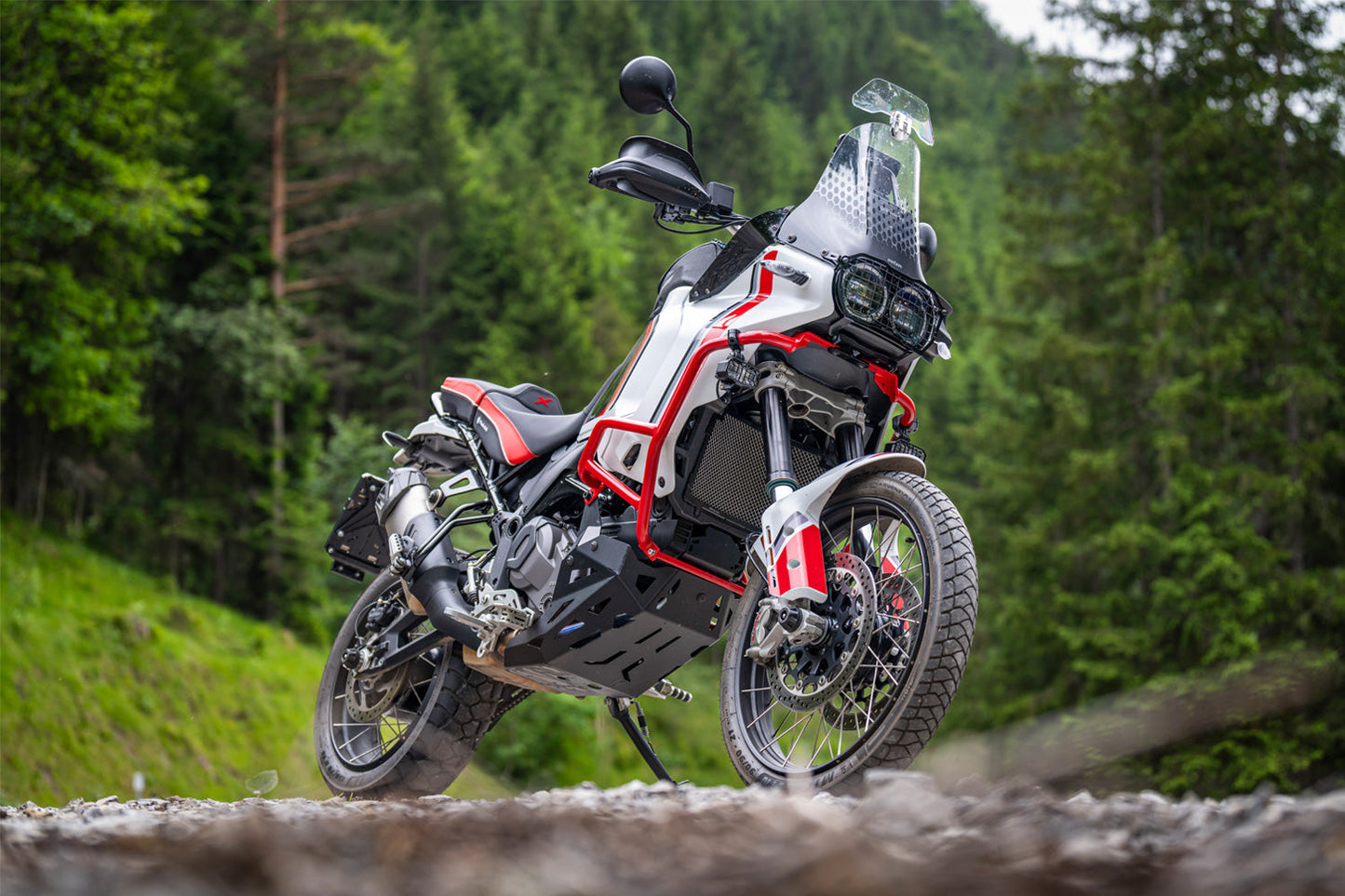 Engine protection EXTREME DesertX (Discovery) - black