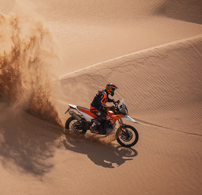 KTM 890 Adventure R Rally 2024 Travel