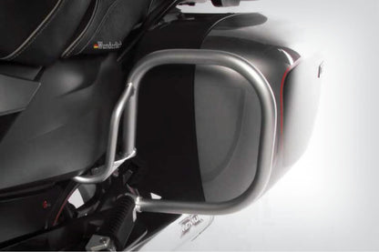 Case protection bar