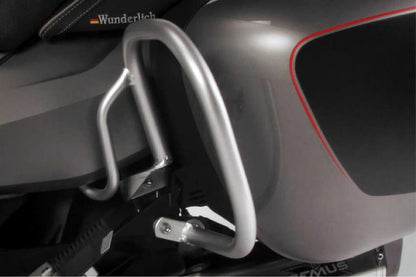 Case protection bar