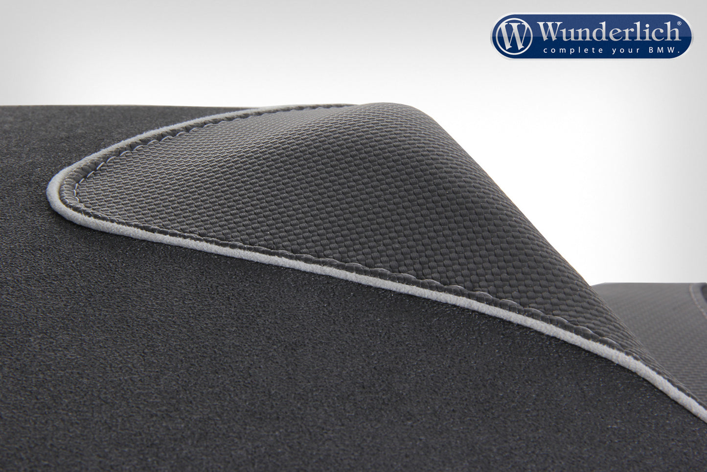 AKTIVKOMFORT rider seat with seat heating - standard - black