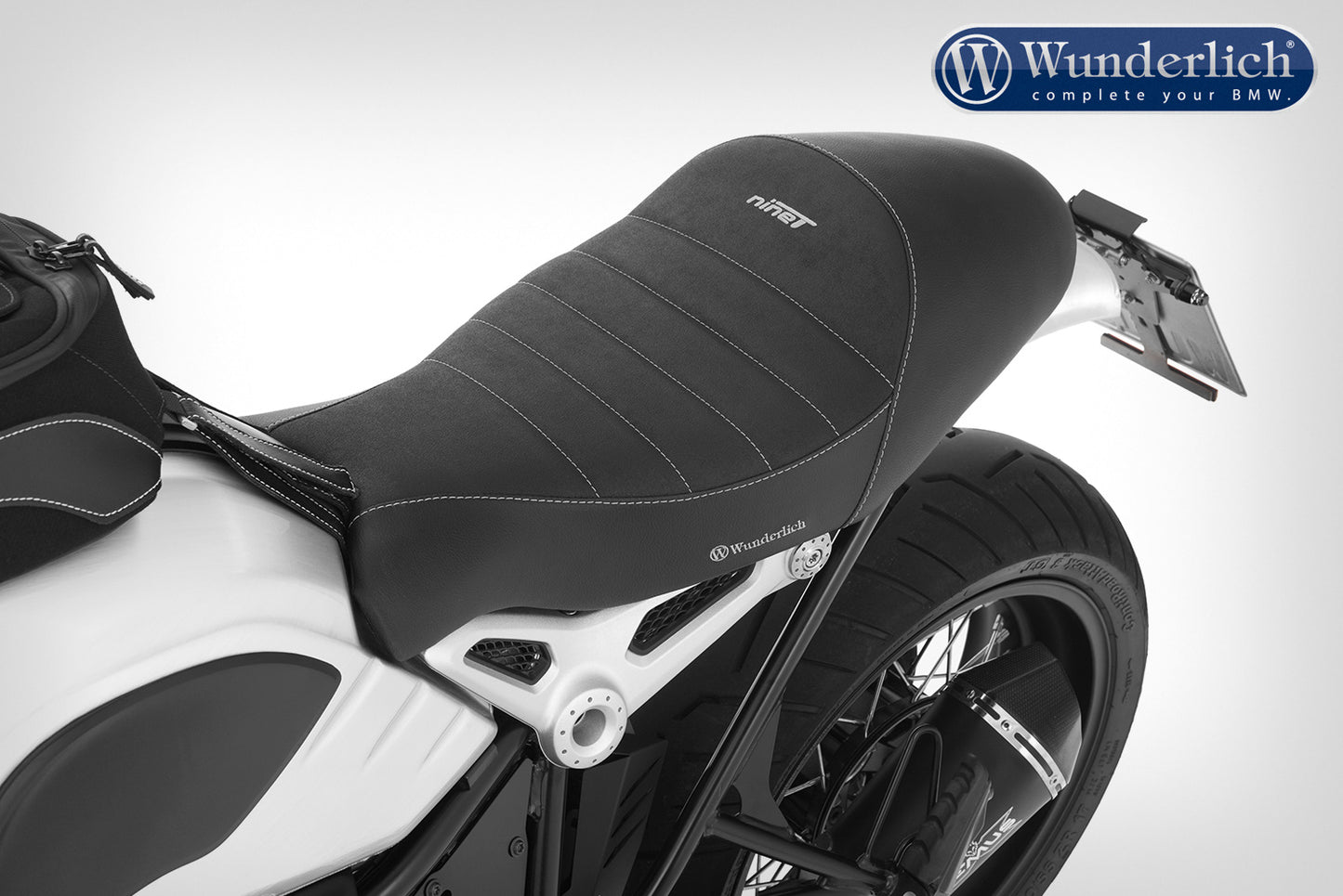 R nineT rider seat with “AKTIVKOMFORT” cusp – black